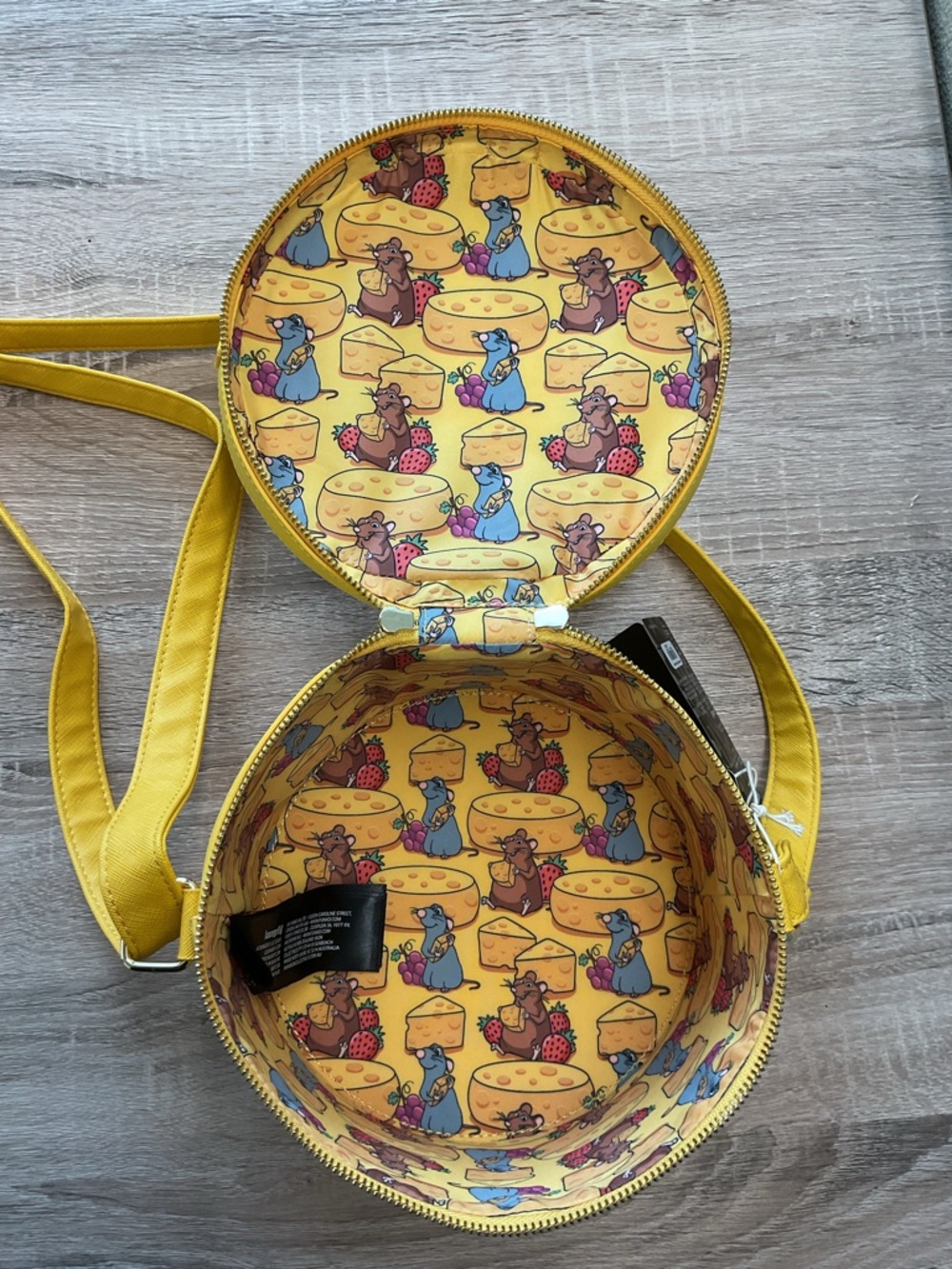 Loungefly Disney Ratatouille Remy Cheese Wheel Strawberry Scented Crossbody Bag - Picture 4 of 4